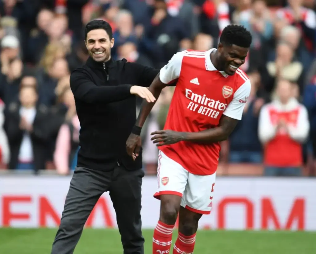 Thomas Partey hints at departure as he waves Arsenal fans goodbye